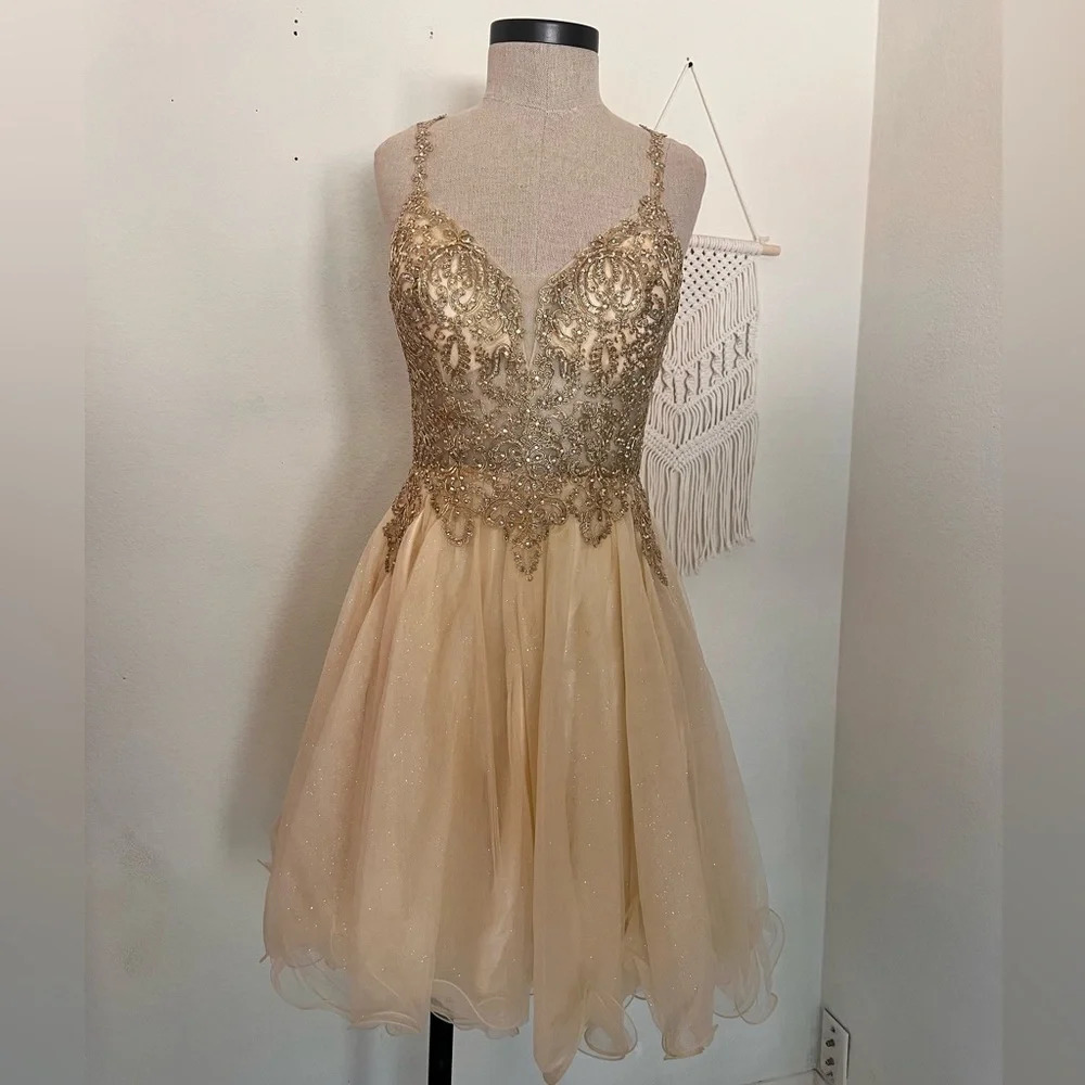 Sequined A-Line dress‎ in Champagne Gold Prom Quince Sweet 16 Homecoming